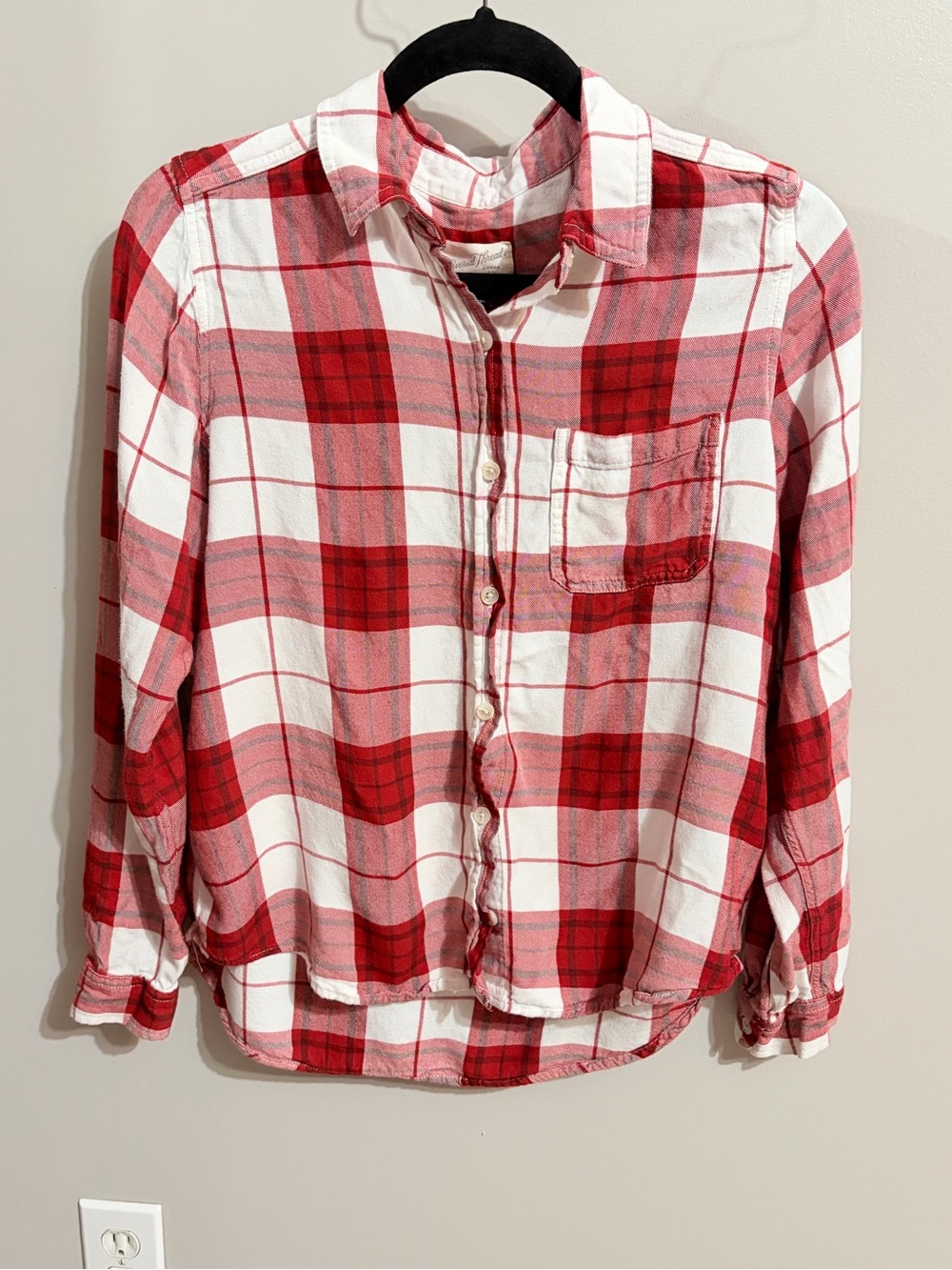 Universal Thread Red and White Plaid Button-Down Shirt